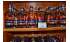 Изображение фотогаллереи №12 для раздела Хромированные стеллажи с тонированными полками для продажи алкоголя
