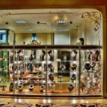 Фото №1 для проекта Магазин сувениров, подарков, аксессуаров и бижутерии. гостиница Милан