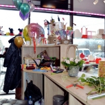 Фото №44 для проекта Фотографии торгового оборудования для цветочного магазина
