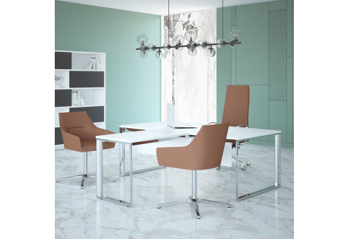 Стол для руководителя с лицевой панелью и брифинг-приставкой Клауд, цвет белый