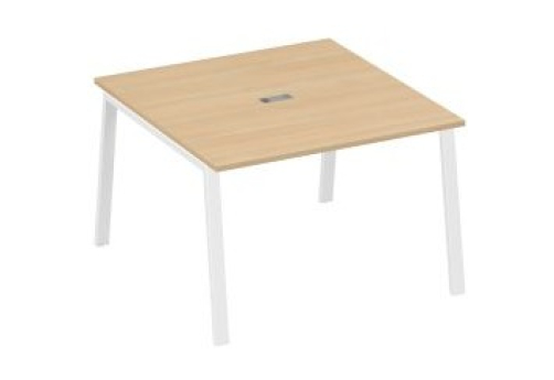Стол для переговоров Мира Трио, цвет натуральный дуб + белый