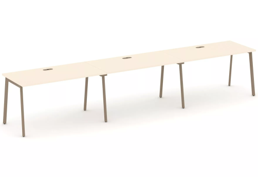 Рабочая станция на 3 места (с лючками), цвет сатин