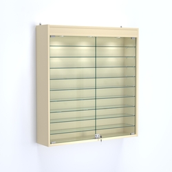 Витрина настенная №204-7А с фризом и девятью стеклянными полками, Крем Вайс