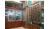 Изображение фотогаллереи №2 для раздела Стеклянные торговые витрины с тонированными мини полками для продажи очков серии GLASSES
